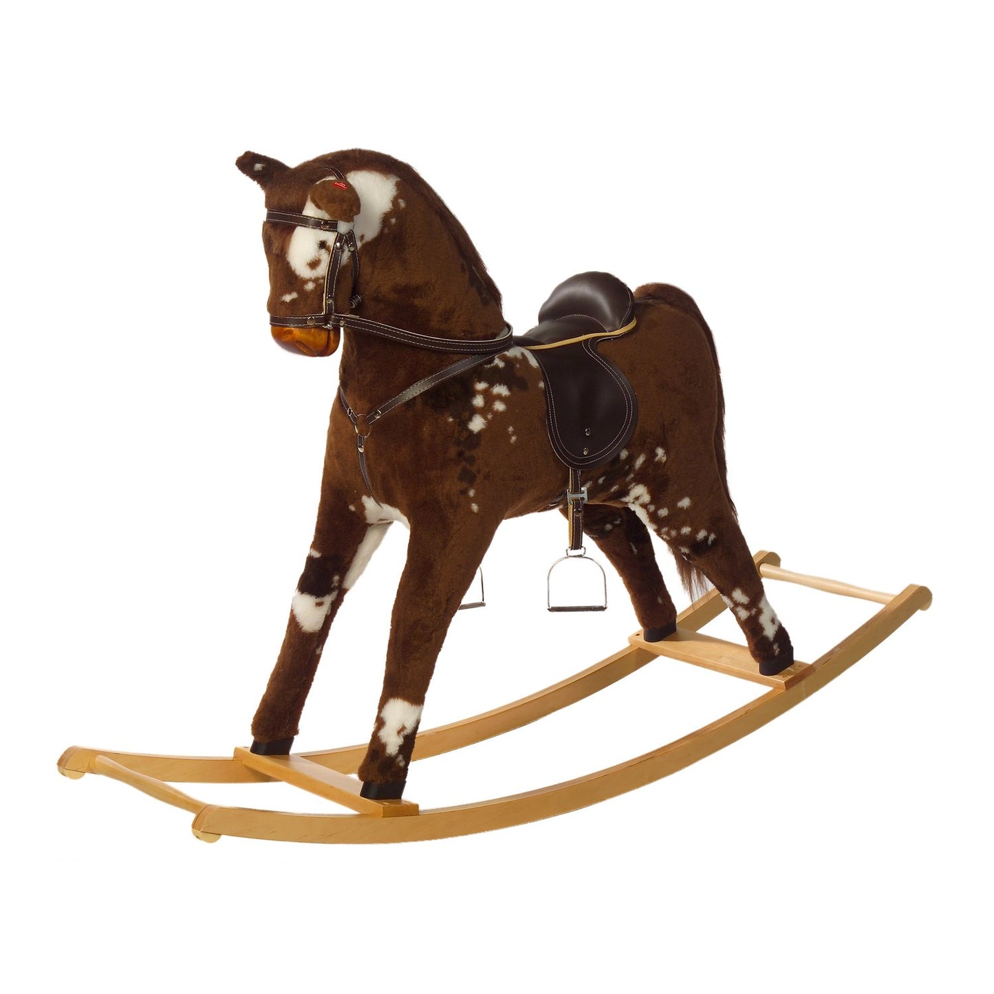 Schaukelpferd Ponca – Vorderansicht des robusten Schaukelpferds
